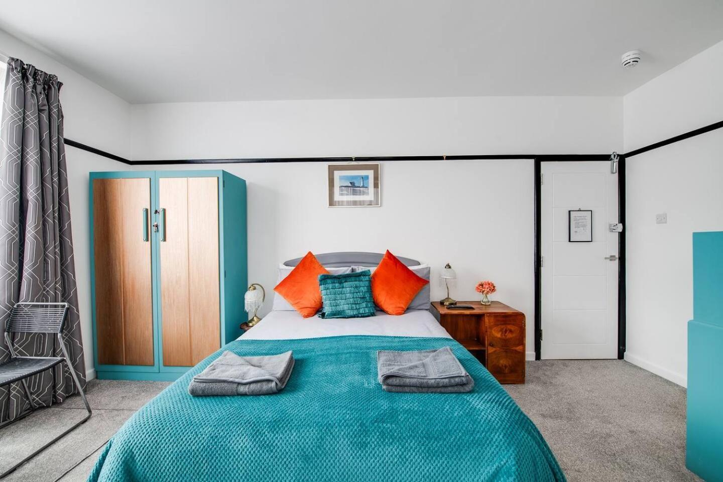 Ferryman Apartments By Places To Be ポーツマス エクステリア 写真