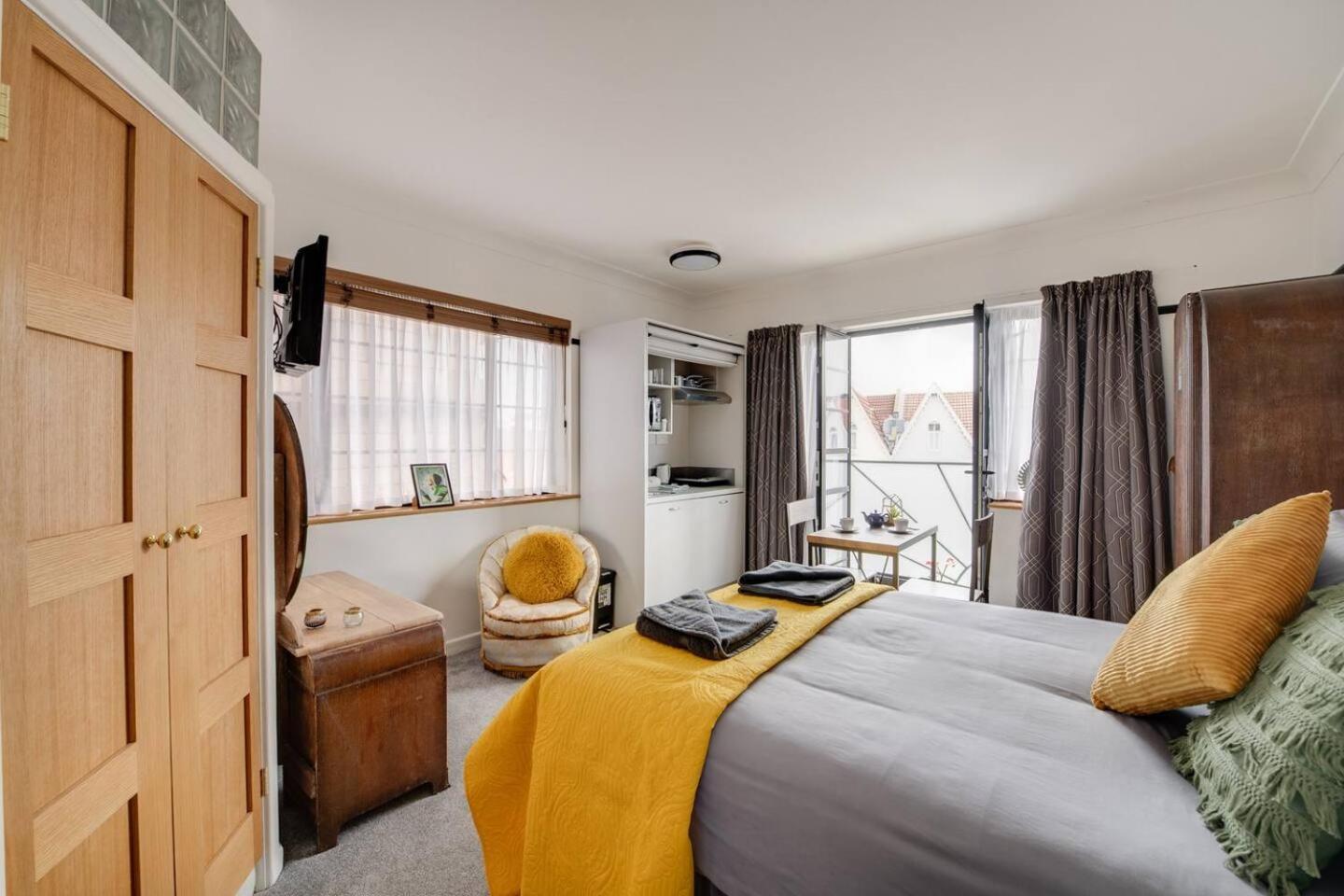 Ferryman Apartments By Places To Be ポーツマス エクステリア 写真